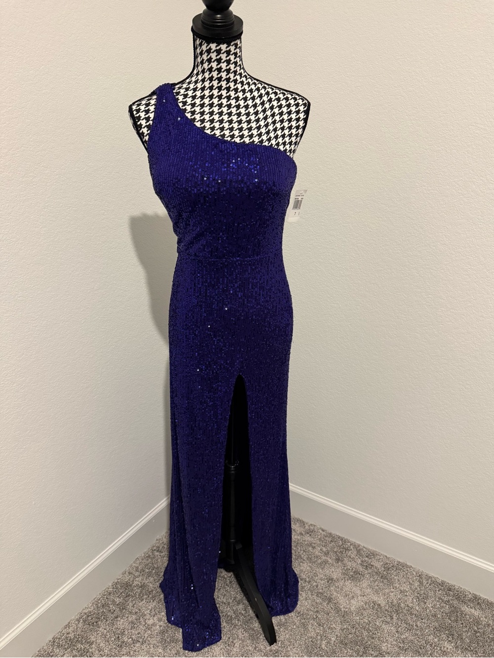 Blondie Nites One-Shoulder Sequin Gown in Royal Purple
